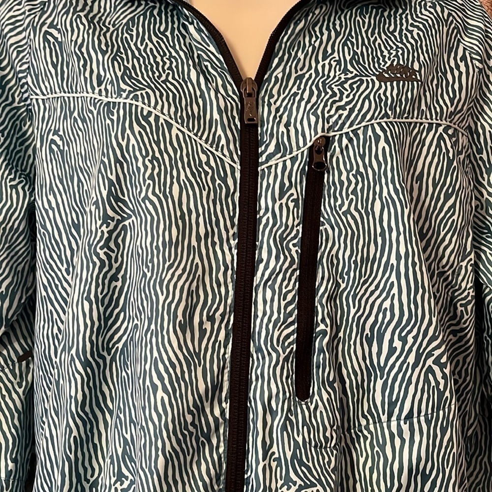 Nike Jacket- Lightweight Fashionable Hoodie Jacket‎ - Picture 5 of 12